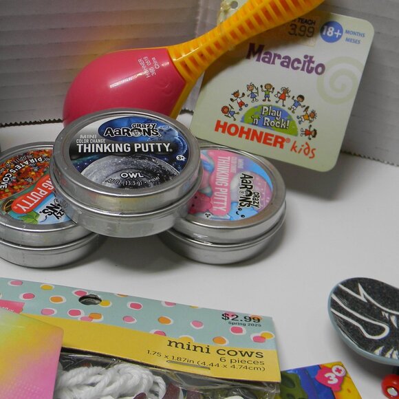 Lot of 35+ Stocking Stuffers All Ages Boy Girl OCC Shoeboxes - Picture 6 of 7